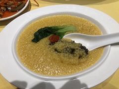 -皇冠明珠鱼翅楼(水上公园店)