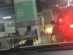 -高岛屋-停车场