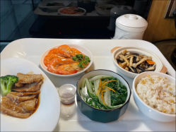 -蜜悦居月子中心(国金中心店)