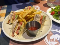 -遇见西木美式餐厅(体育路店)