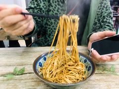 -无名氏宵夜小摊(祝家三姐妹馄饨店)
