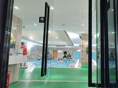 -小蓝鲸游泳培训基地(石景山店)