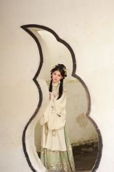 -一揽芳华汉服旗袍体验馆(拙政园店)