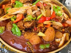 新疆大盘鸡-百格里格.Uyghur cuisine(百色路店)