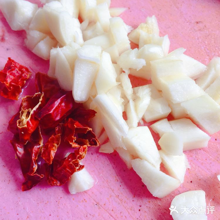 夏季懒人必备菜——蒜蓉秋葵，5分钟搞定！