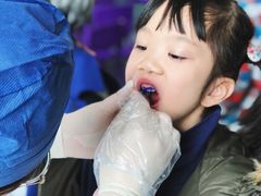 -岳辰齿科(浦东长泰店)