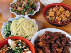 -十一街苍蝇馆子转经消江湖菜(九眼桥十一街店)