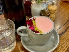 -FLOVIE FLORIST CAFE