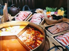 -湊湊火锅·茶憩(郑州绿地新都会店)