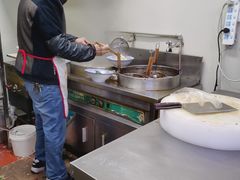 -渝之汇牛肉豌杂面