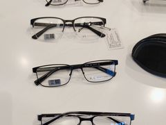-罗伯特眼镜·蔡司官方授权(前海桂湾店)