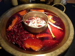 -王婆乔鲜鱼自助火锅(蜀汉路店)