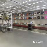燕麦拿铁（杯子可以吃）、桃子荔荔气饱了，颜值很高