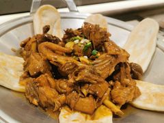 地锅本仔鸡-小菜园新徽菜(南京秦淮龙蟠汇店)