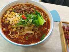 -菲哥麻辣烫(贵山小区店)