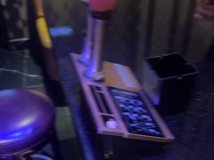 -皇马纯KTV·量贩·聚会(民治店)