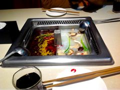 鸳鸯锅底-海底捞火锅(上元大街店)