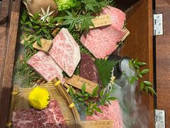 -山川小町·极番烧肉(新地假日广场店)