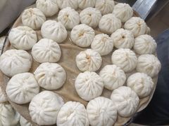 牛肉包子-陈寔包子王·卤煮小肠·京味小吃(龙潭店)