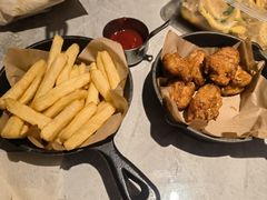 -必胜客(东大桥店)