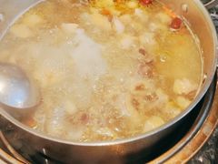 -一席地·本地鸡窝·杭帮鸡火锅(萧山银隆百货店)