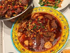 山城毛血旺-八大碗·地道东北菜(东陵西路店)