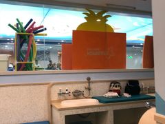 -戊辰亲子游泳俱乐部