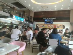 -覃记海鲜美食餐厅