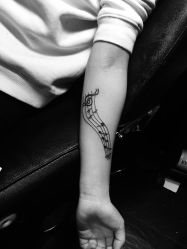 -刺客纹画纹身·洗纹身·穿孔饰品