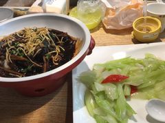 -吴越荣记苏州菜·松鼠桂鱼100%活鱼现做(斜塘老街店)