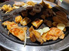 -明洞阿姨·韩式酱蟹烤肉·创意料理(三元桥店)