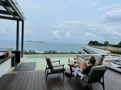 -瑰丽酒店·海吧·天际下午茶·现场DJ·天台酒吧