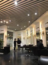 -变画·发型STUDIO