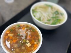 胡辣汤-胡家包子·清真(大众巷店)