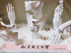 -AI艾耳·专业手工耳洞·穿孔美学馆