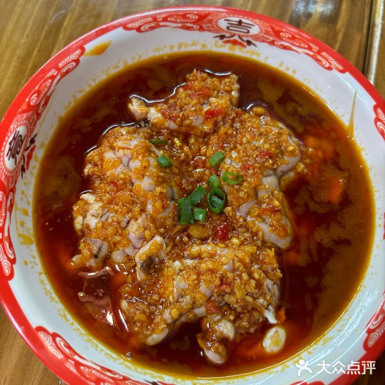 这家四川冒菜绝了！毛血旺麻辣鲜香，鸭血嫩滑Q弹