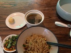 -新盈光·云会所(百丈东路店)
