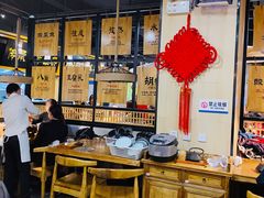 -九锅一堂酸菜鱼(万达广场店)