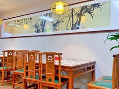 -何哥鲜鱼餐厅(龙湖花园店)