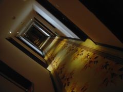 -山明水秀大饭店