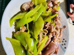 -蚝堡·生蚝海鲜烧烤物种起源•海肠捞饭(刘公岛店)