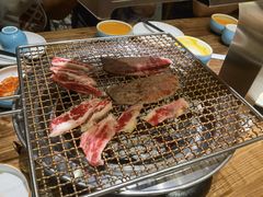 -明洞阿姨·韩式酱蟹烤肉·创意料理(三元桥店)