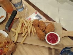 -必胜客(百联又一城店)