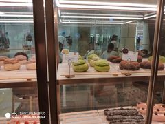 面包甜点陈列柜-奈雪的茶(石家庄万象城店)