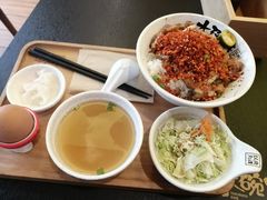 -熊吞·大碗丼烧肉饭(济宁万达广场店)