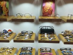 -亿视康青少儿眼镜(五官科店)
