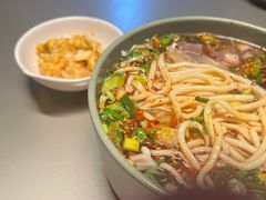 -臻老板牛肉面(光华路SOHO店)