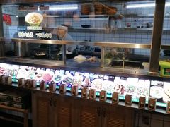 面包甜点陈列柜-绿草地·湘菜(喜盈门店)