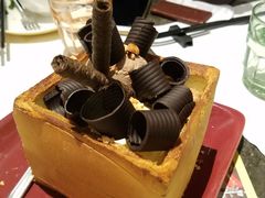 -港丽餐厅(高德置地店)