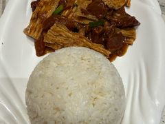 -香港新发烧腊茶餐厅(水围店)
